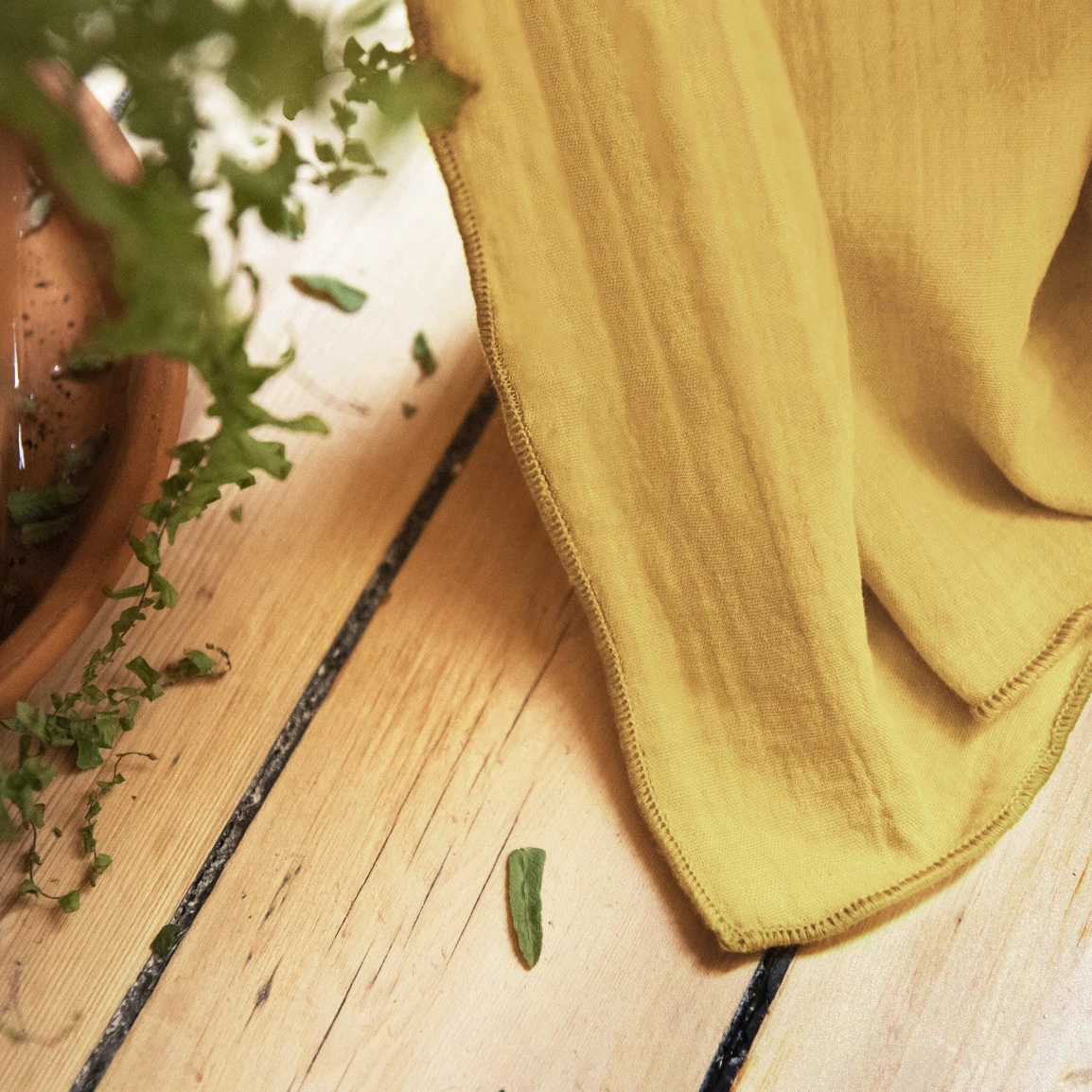 Rideau gaze de coton ajustable (180 x max 300 cm) Gaïa Jaune safran Rideau Gaze De Coton Ajustable (180 X Max 300 Cm) Gaïa Jaune Safran -Eminza 1177 3