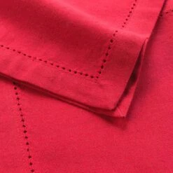 Lot De 3 Serviettes (40 Cm) Charline Rouges 2 Lot De 3 Serviettes (40 Cm) Charline Rouges -Eminza 3 serviettes de table 40 x 40 cm coton uni charline rouge 118723 1656679091