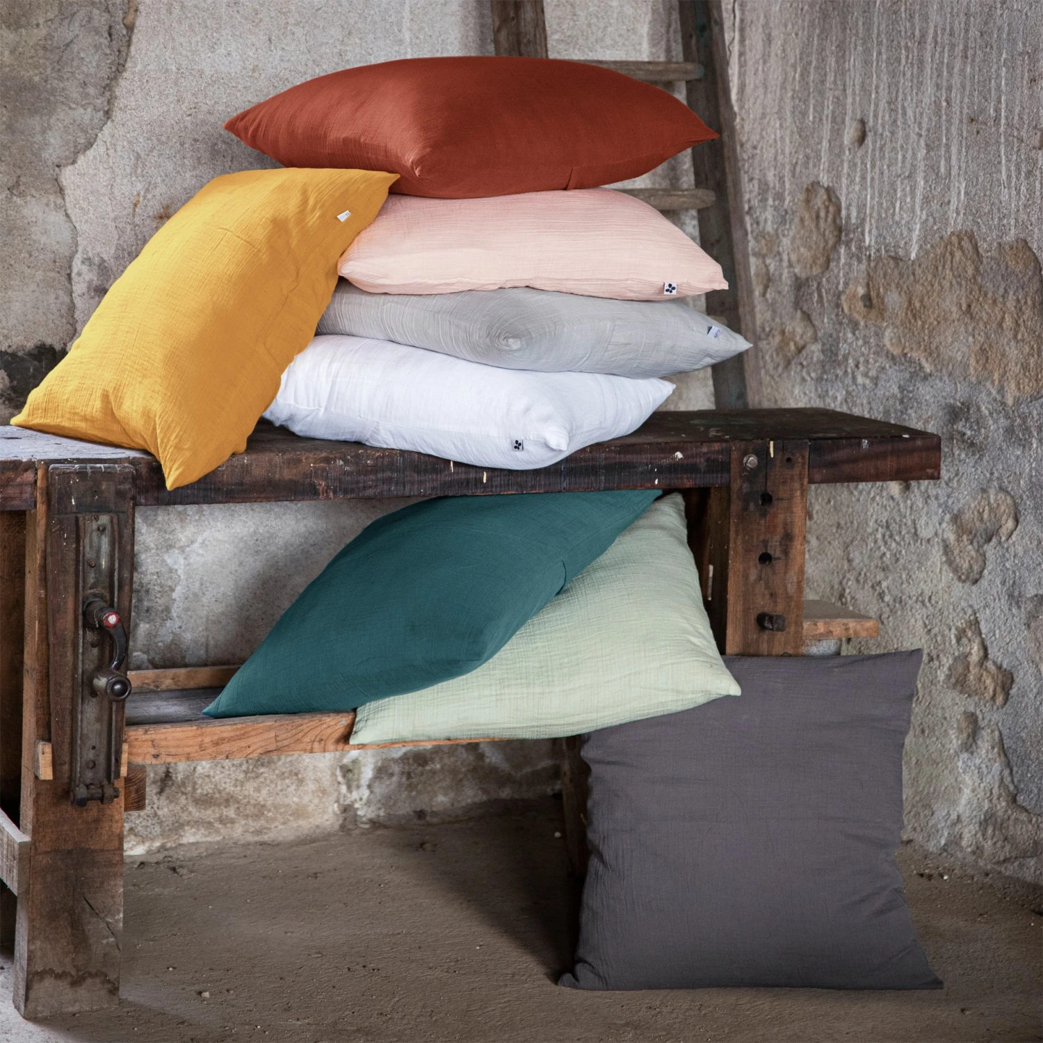 Taie d'oreiller carrée gaze de coton (60 cm) Gaïa Bleu canard Taie D'oreiller Carrée Gaze De Coton (60 Cm) Gaïa Bleu Canard -Eminza 80947 1607955440