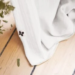 Rideau Gaze De Coton Ajustable (180 X Max 300 Cm) Gaïa Blanc Chantilly 5 Rideau Gaze De Coton Ajustable (180 X Max 300 Cm) Gaïa Blanc Chantilly -Eminza 94780 1610710329