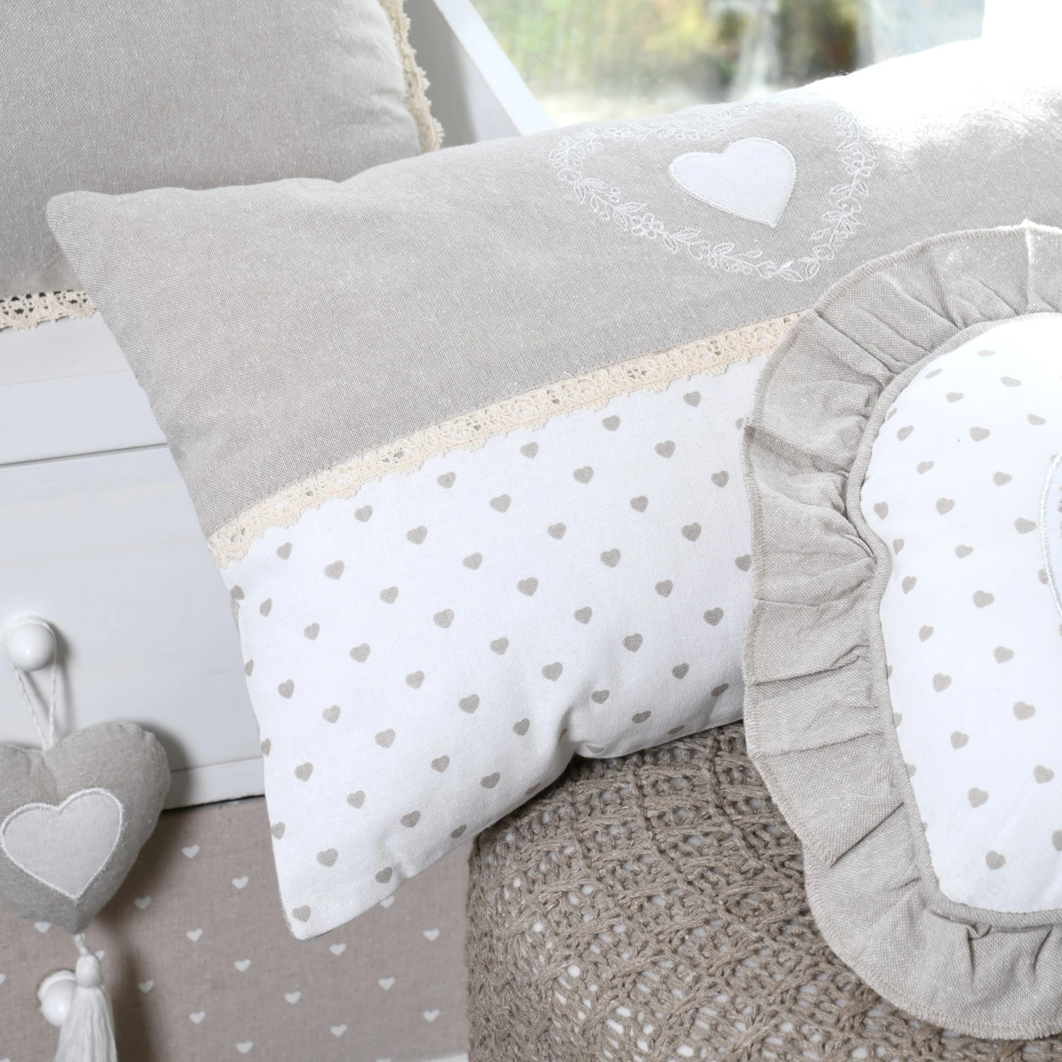 Coussin rectangulaire (50 cm) Berenice Taupe clair Coussin Rectangulaire (50 Cm) Berenice Taupe Clair -Eminza berenice coussin 30x50 naturel 110711 1639056295