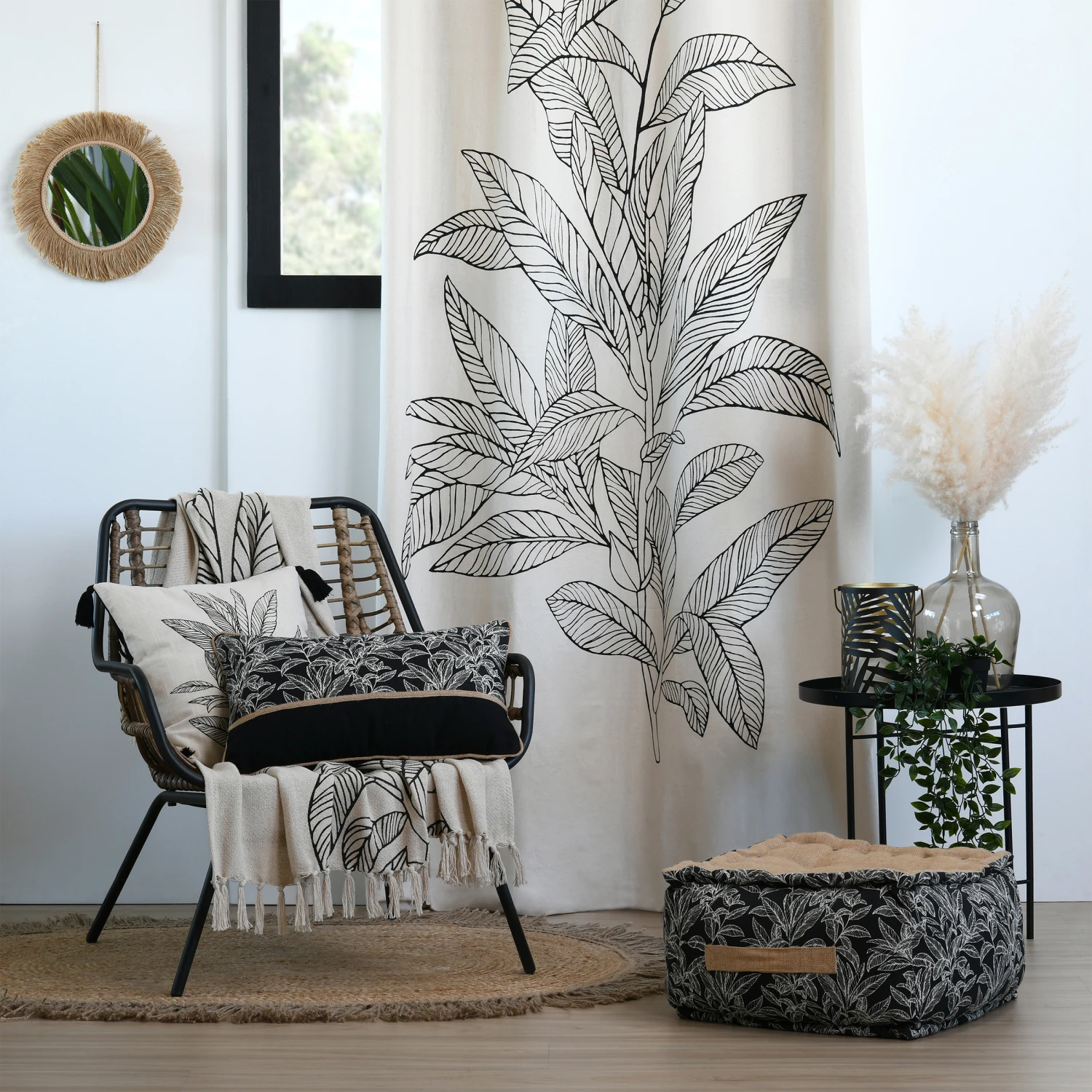 Coussin de sol coton grande hauteur (40 x 30 cm) Kinogi Noir Coussin De Sol Coton Grande Hauteur (40 X 30 Cm) Kinogi Noir -Eminza c8d119001 2