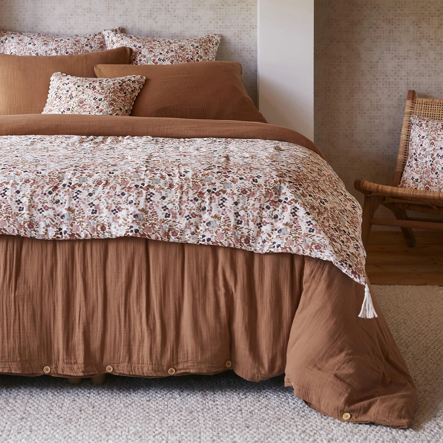 Edredon gaze de coton (90 x 200 cm) Constance Beige pampa Edredon Gaze De Coton (90 X 200 Cm) Constance Beige Pampa -Eminza capucine pampa amb bdl coussin 02 copie