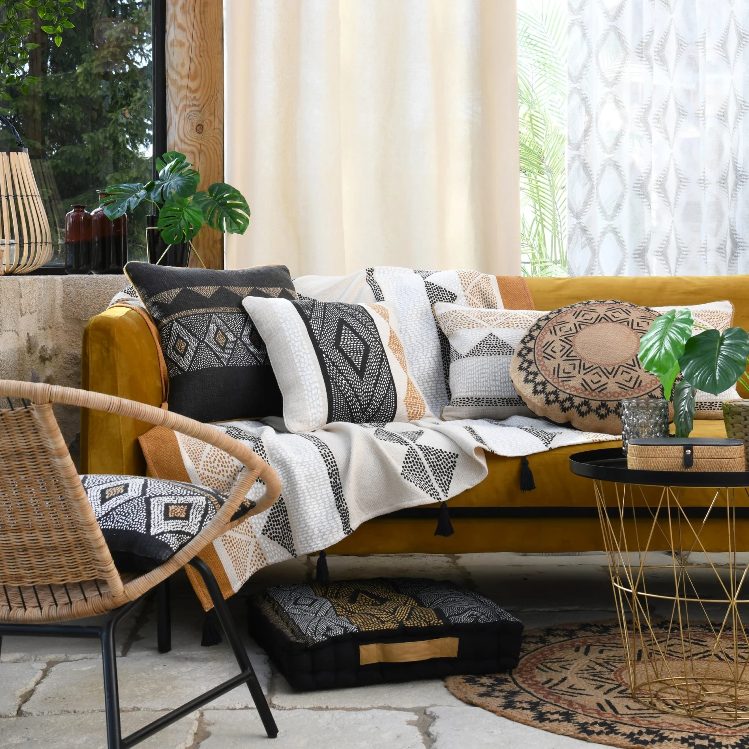 Coussin de sol (45 cm) Ethnograf Noir carbone Coussin De Sol (45 Cm) Ethnograf Noir Carbone -Eminza coussin de sol 45 cm ethnograf noir carbone 120493 1661328359