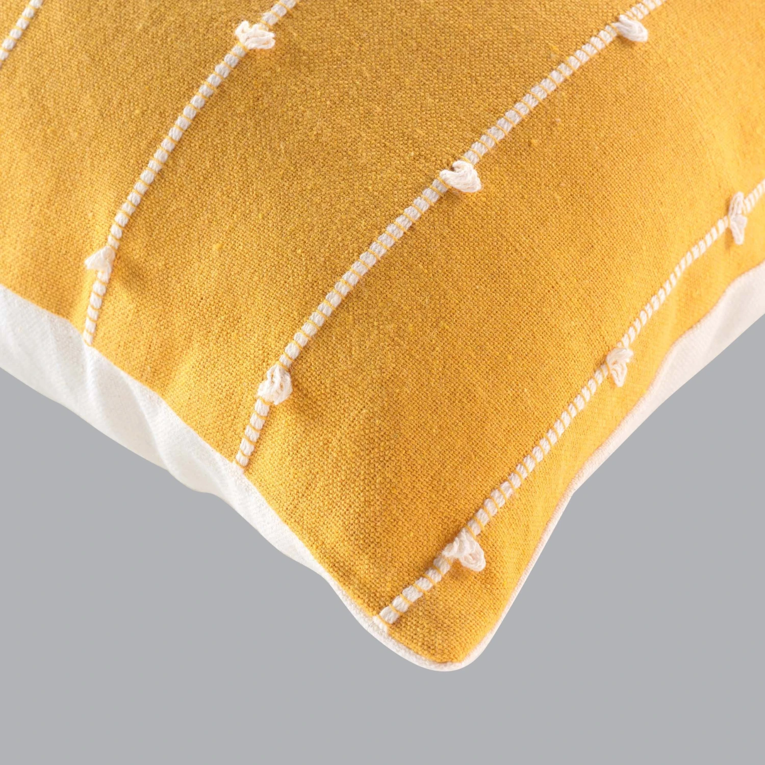Coussin carré coton recyclé (45 cm) Linechic Jaune Coussin Carré Coton Recyclé (45 Cm) Linechic Jaune -Eminza coussin dehous compr 45 x 45 cm coton recycle fils coupes grs linechic jaune 130451 1690271891