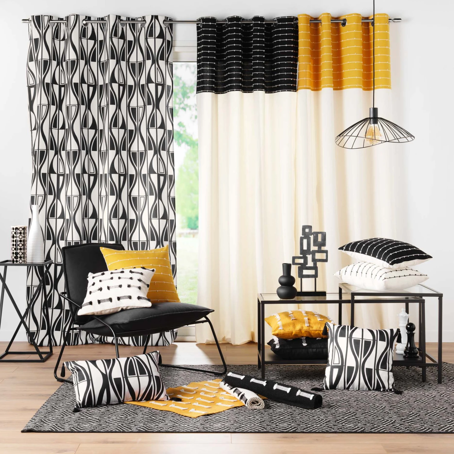 Coussin carré coton recyclé (45 cm) Linechic Jaune Coussin Carré Coton Recyclé (45 Cm) Linechic Jaune -Eminza coussin dehous compr 45 x 45 cm coton recycle fils coupes grs linechic jaune 130451 1690271919