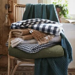 Couvre-lit Matière Recyclée (240 X 260 Cm) Gabin Beige Pampa 3 Couvre-lit Matière Recyclée (240 X 260 Cm) Gabin Beige Pampa -Eminza couvre lit franges 240 x 260 cm rpet gabin pampa 131453 1695201688