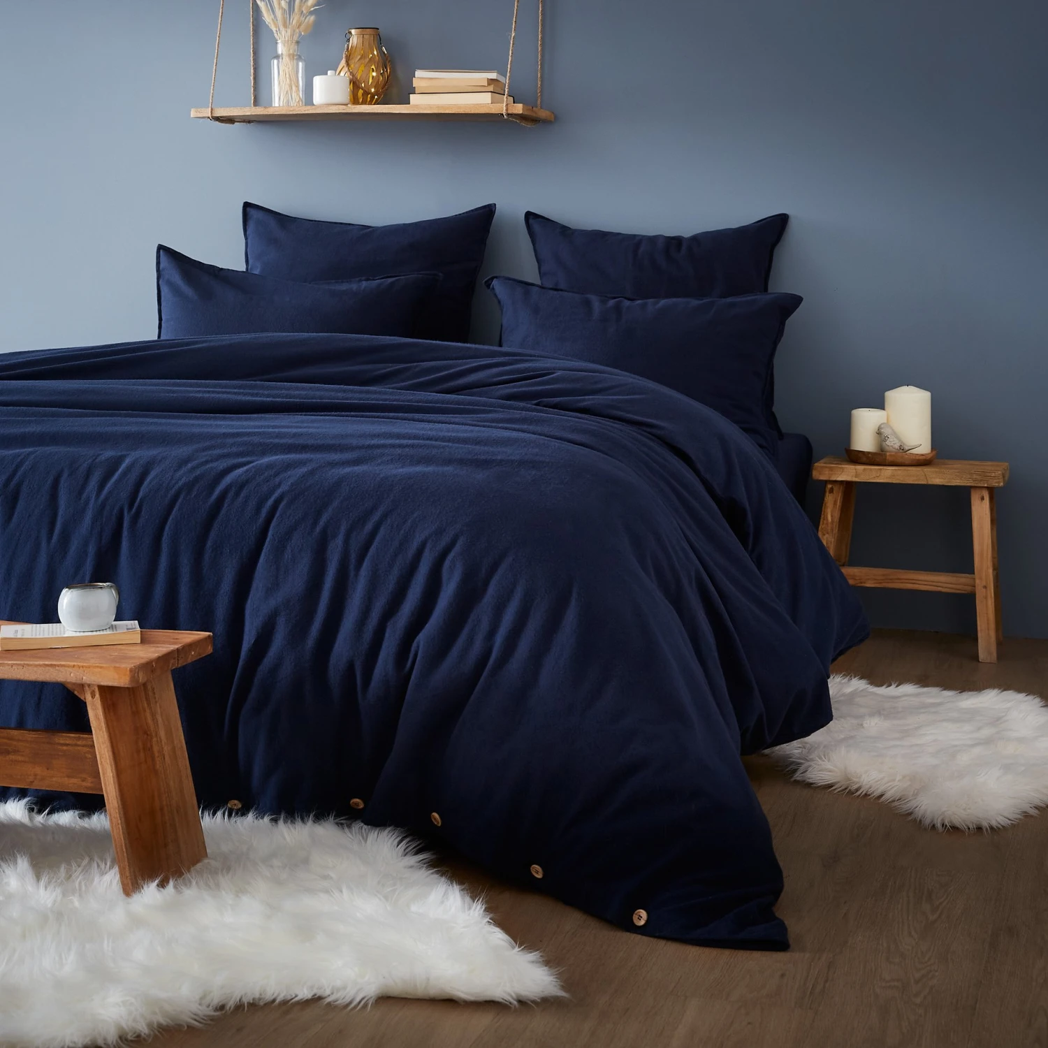 Drap plat flanelle de coton (240 x 300 cm) Théa Bleu nuit Drap Plat Flanelle De Coton (240 X 300 Cm) Théa Bleu Nuit -Eminza housse de couette flanelle de coton 260 cm th a bleu nuit 122593 1663836335
