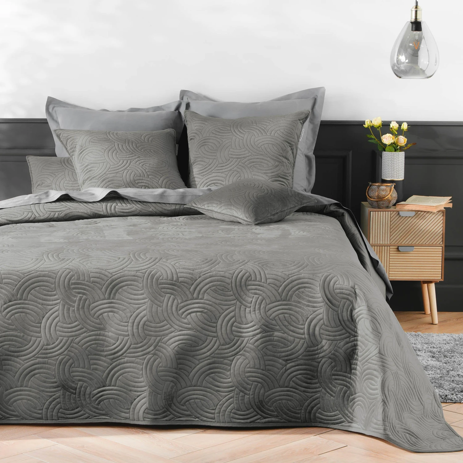 Housse de coussin carrée velours (40 cm) Solange Grise Housse De Coussin Carrée Velours (40 Cm) Solange Grise -Eminza housse de coussin encart 40 x 40 cm velours uni solange gris 130381 1690355846