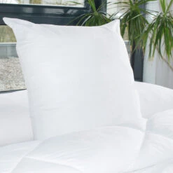 Lot De 2 Oreillers Carrés (60 Cm) Volume Blanc -Eminza lot de 2 oreillers 82016 1583308549