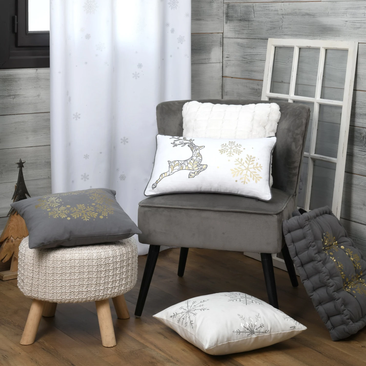 Coussin de sol (45 cm) Lumineux Gris Coussin De Sol (45 Cm) Lumineux Gris -Eminza lumineux coussin sol 45x45x10 souris 120502 1658490132