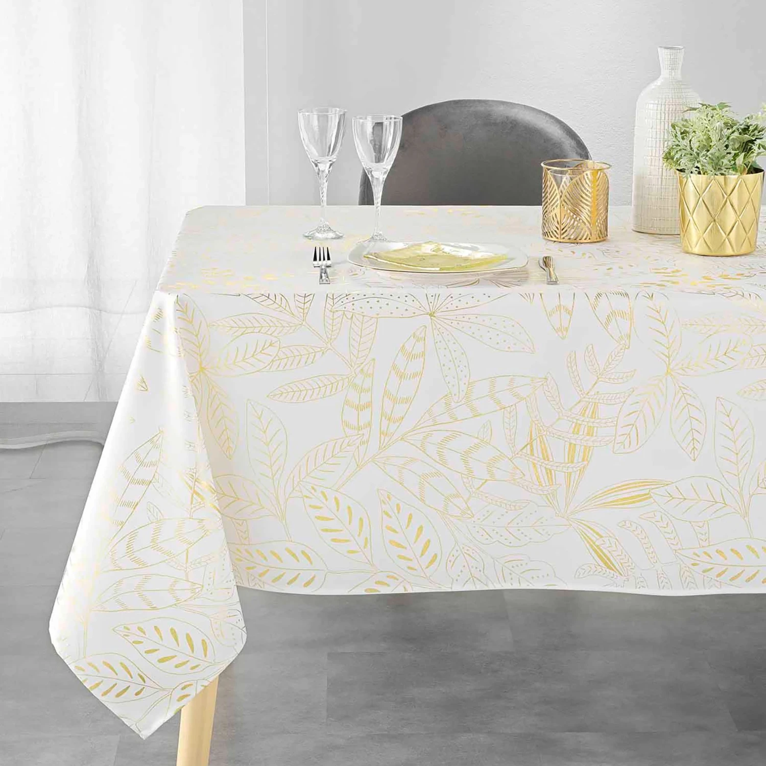 Nappe rectangulaire (L300 cm) Belflor Blanche Nappe Rectangulaire (L300 Cm) Belflor Blanche -Eminza nappe rectangle 150 x 300 cm polyester imprime metallise belflor blanc or 118894 1656674874