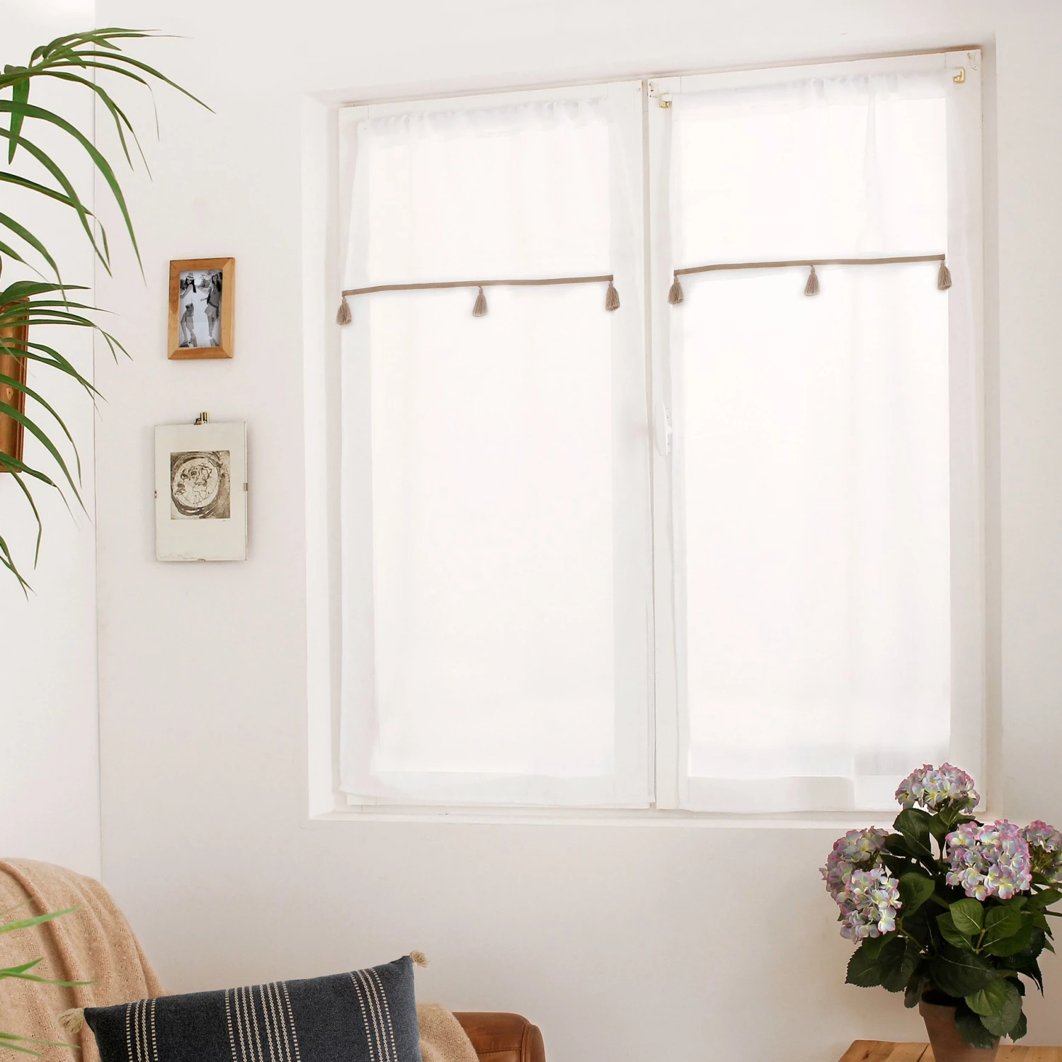 Paire de voilages (60 x 160 cm) Linea Ecru Paire De Voilages (60 X 160 Cm) Linea Ecru -Eminza paire de vitrage linea 100 polyester 60 x160cm naturel 120961 1659516757