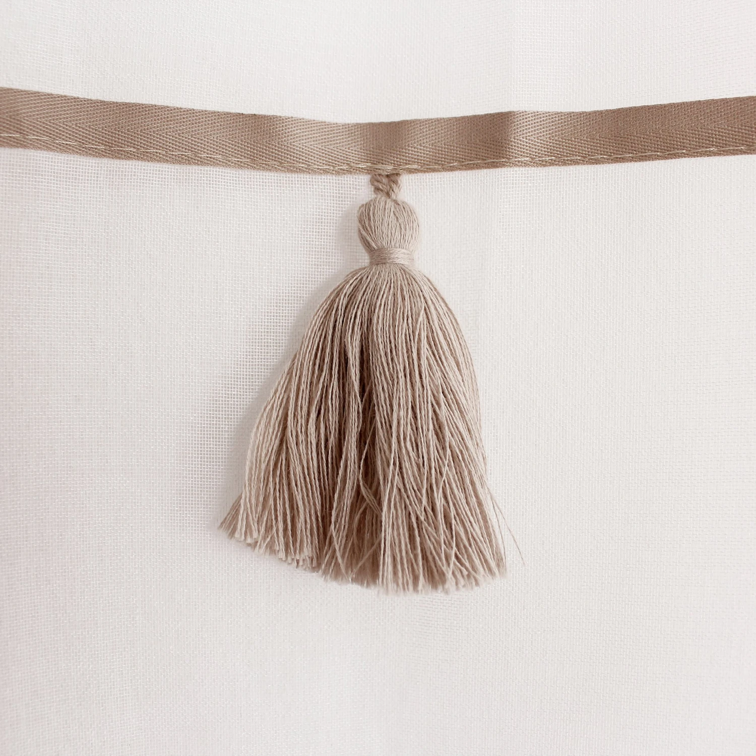 Paire de voilages (60 x 160 cm) Linea Ecru Paire De Voilages (60 X 160 Cm) Linea Ecru -Eminza paire de vitrage linea 100 polyester 60 x160cm naturel 120961 1659516776