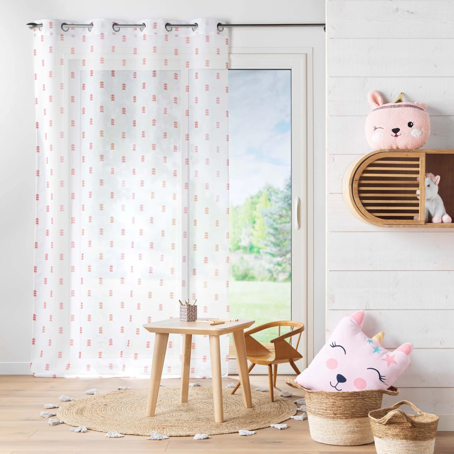 Voilage (140 x 240 cm) Geokid Rose Voilage (140 X 240 Cm) Geokid Rose -Eminza panneau a oeillets 140 x 240 cm voile sable imprime geokid rose 130439 1690363764