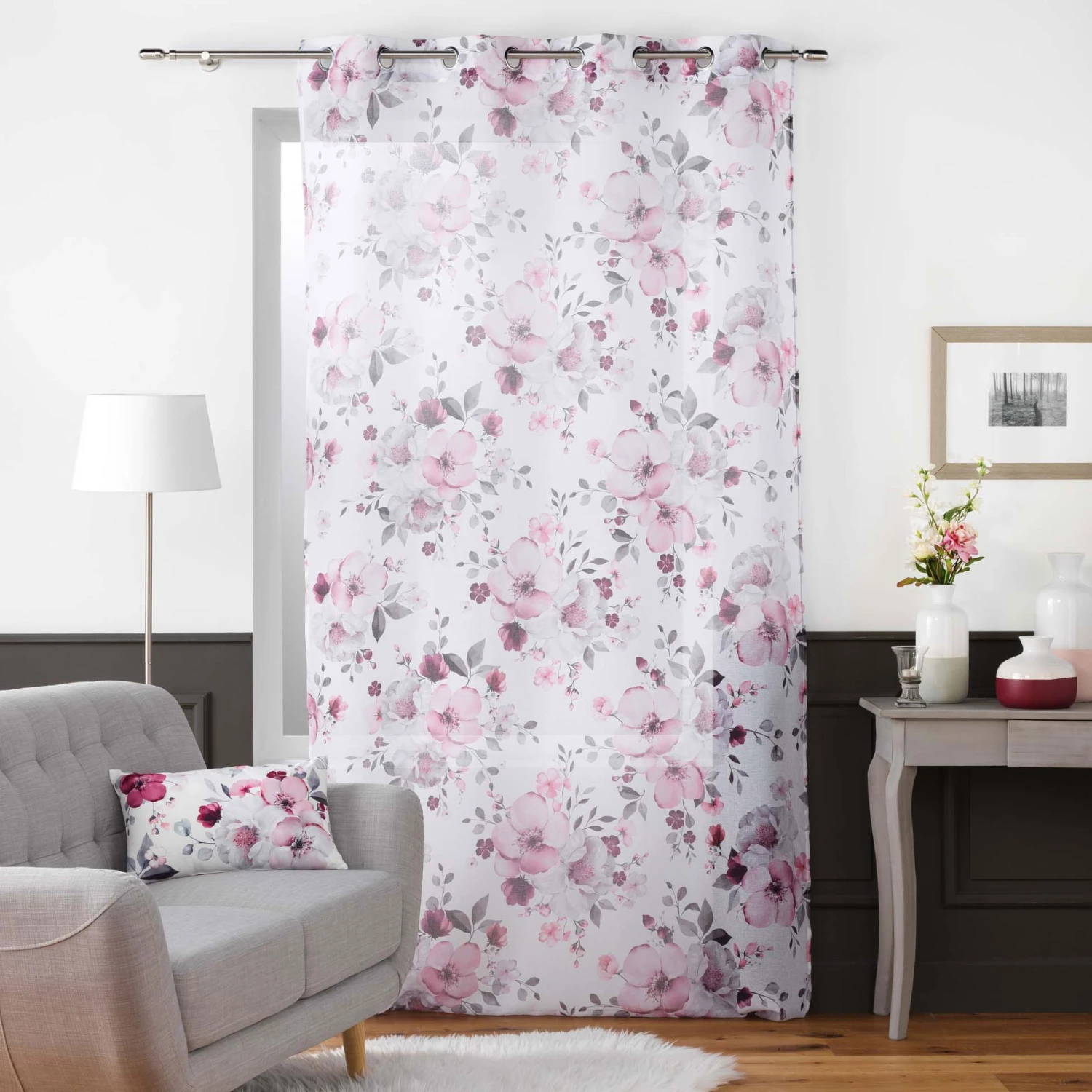 Voilage (140 x 240 cm) Velvet flower Blanc Voilage (140 X 240 Cm) Velvet Flower Blanc -Eminza panneau a oeillets 140 x 240 cm voile sable imprime velvet flower blanc 106271 1627307006