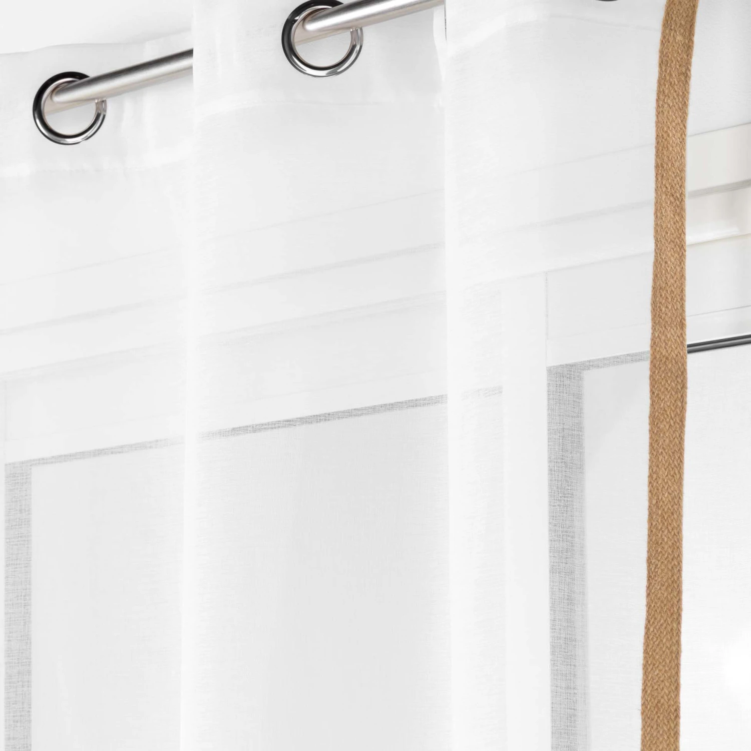 Voilage (140 x 240 cm) Sarah Blanc Voilage (140 X 240 Cm) Sarah Blanc -Eminza panneau a oeillets 140 x 240 cm voile sable jute sarah blanc 117865 1656405635