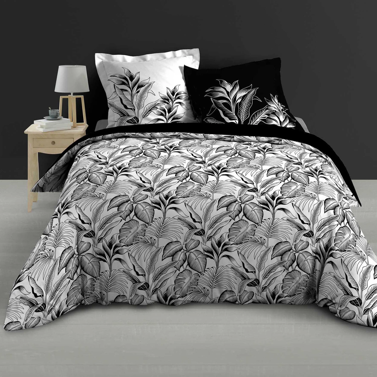 Housse de couette et deux taies percale de coton (240 cm) Cabana Noire Housse De Couette Et Deux Taies Percale De Coton (240 Cm) Cabana Noire -Eminza parure 3 p 240 x 220 cm percale imp 78 fils allover cabana 130609 1689145021