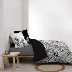 Housse De Couette Et Deux Taies Percale De Coton (240 Cm) Cabana Noire 3 Housse De Couette Et Deux Taies Percale De Coton (240 Cm) Cabana Noire -Eminza parure 3 p 240 x 220 cm percale imp 78 fils allover cabana 130609 1689145095