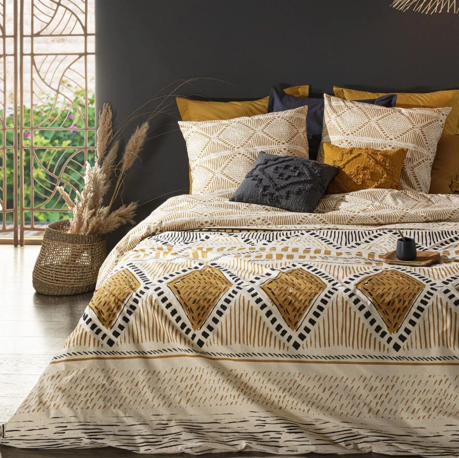 Housse de couette et deux taies coton (260 cm) Ray Kilim Jaune ocre Housse De Couette Et Deux Taies Coton (260 Cm) Ray Kilim Jaune Ocre -Eminza parure imp ray kilim 260x240 beige ficelle 112079 1639649389