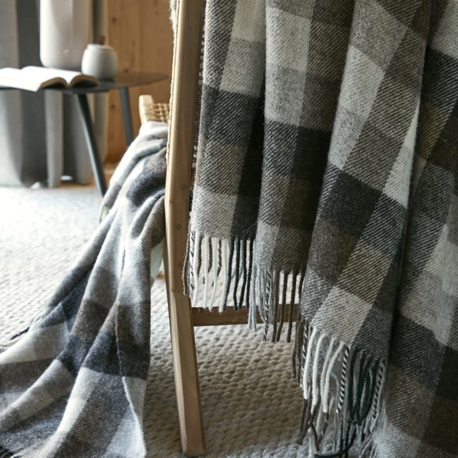 Plaid laine (200 cm) Marcel Gris Plaid Laine (200 Cm) Marcel Gris -Eminza plaid franges 140 x 200 cm laine marcel 131464 1695197912