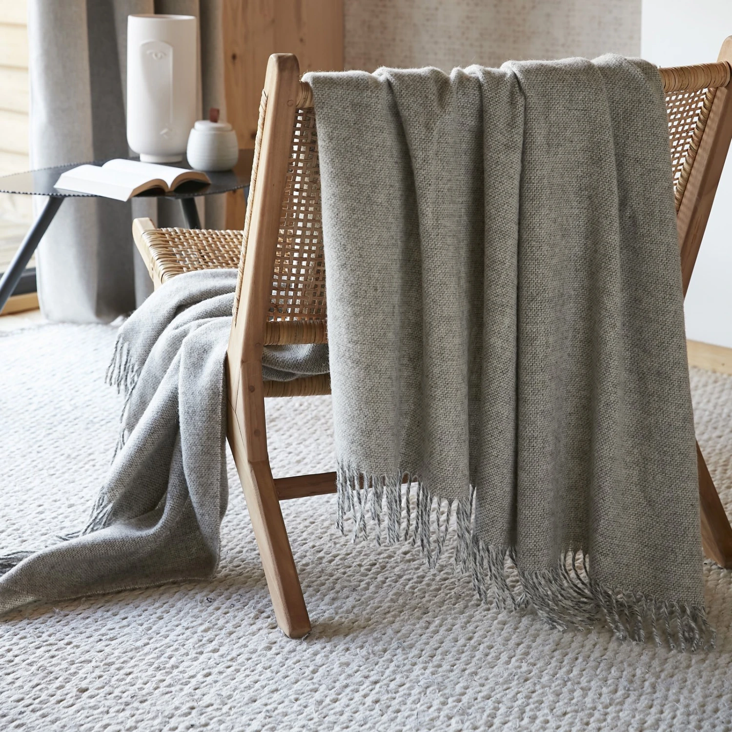 Plaid laine (200 cm) Martin Gris Plaid Laine (200 Cm) Martin Gris -Eminza plaid franges 140 x 200 cm laine martin 131466 1695196215