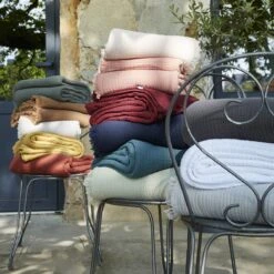 Plaid Gaze De Coton (220 Cm) Gaïa Vert Romarin 2 Plaid Gaze De Coton (220 Cm) Gaïa Vert Romarin -Eminza plaid franges 180 x 220 cm ga a romarin 112823 1655796899