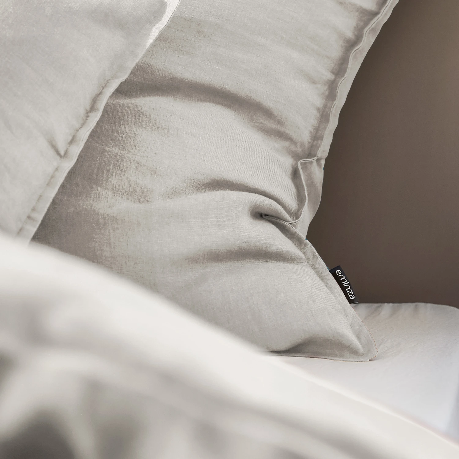 Taie d'oreiller carrée lin lavé (60 cm) Louise Beige Taie D'oreiller Carrée Lin Lavé (60 Cm) Louise Beige -Eminza r louise hdc zoom beige 2400