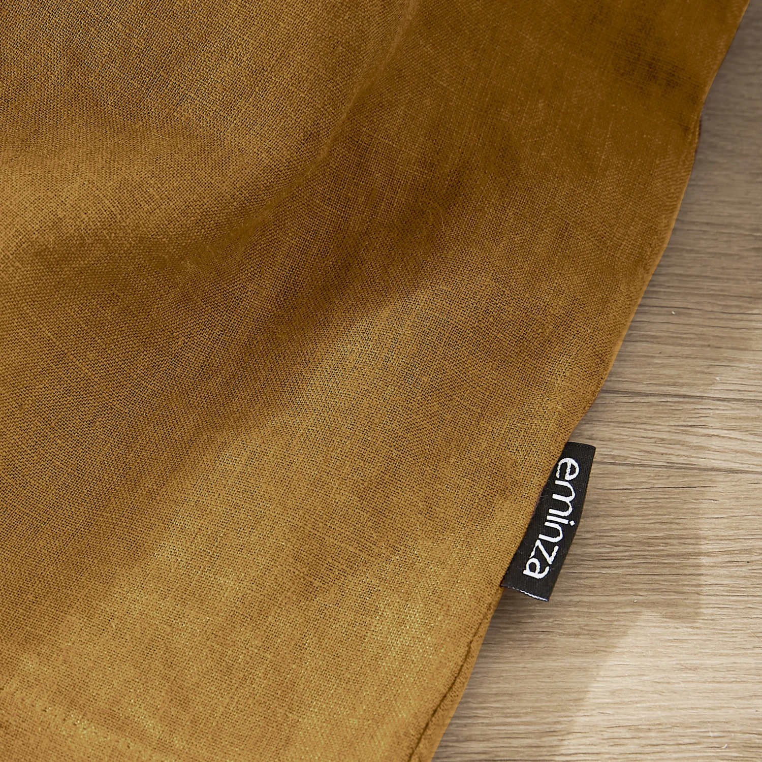 Lot de 3 serviettes lin lavé Louise Caramel Lot De 3 Serviettes Lin Lavé Louise Caramel -Eminza r louise hdc zoometiquette caramel