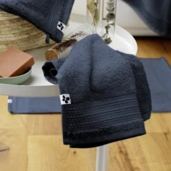 Serviette De Bain Coton Bio (30 X 50 Cm) Garance Bleu Nuit