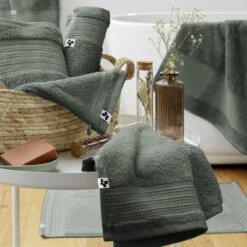 Serviette De Bain Coton Bio (70 X 130 Cm) Garance Vert Romarin -Eminza serviette de bain coton bio 70 x 130 cm garance vert romarin 112697 1641807136