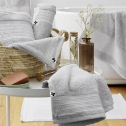 Serviette De Bain Coton Bio (90 X 150 Cm) Garance Gris Nuage 3 Serviette De Bain Coton Bio (90 X 150 Cm) Garance Gris Nuage -Eminza serviette de bain coton bio 90 x 150 cm garance gris nuage 112724 1641806259