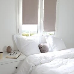 Store Enrouleur Occultant Uni (45 X 90 Cm) Beige -Eminza store enrouleur occultant uni 45 x h90 cm beige 49770 1 1