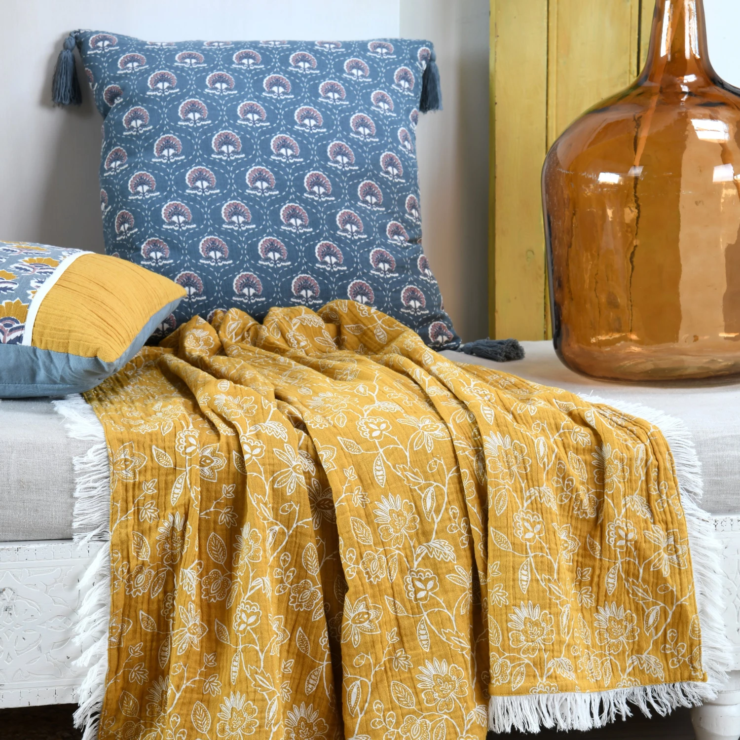 Coussin carré gaze de coton (40 cm) Sunda Bleu indigo Coussin Carré Gaze De Coton (40 Cm) Sunda Bleu Indigo -Eminza sunda coussin 40x40 indigo 129899 1688644967