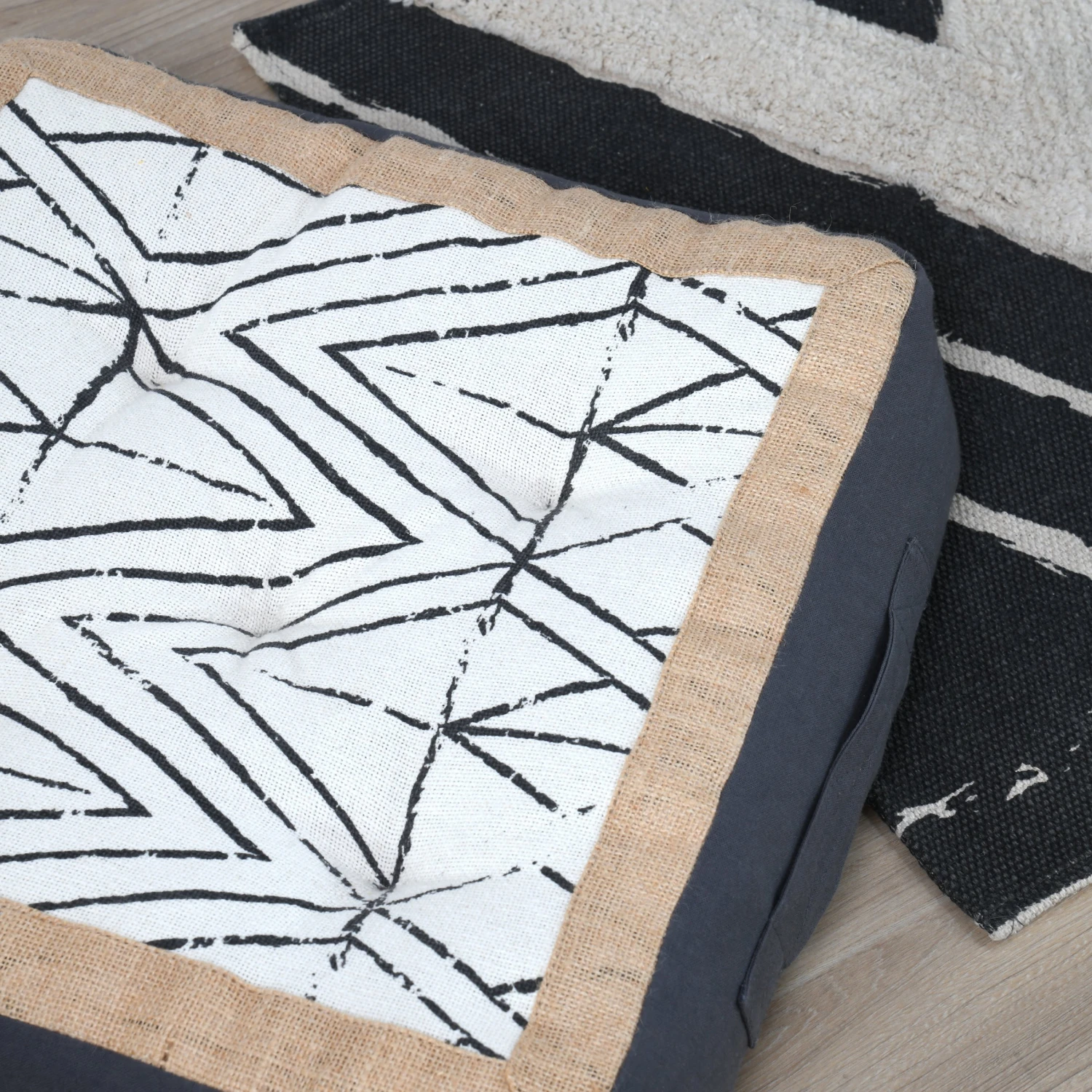 Coussin de sol (45 x 10 cm) Tampa Beige Coussin De Sol (45 X 10 Cm) Tampa Beige -Eminza tampa coussin sol 45x45x10 naturel 129956 1688565214