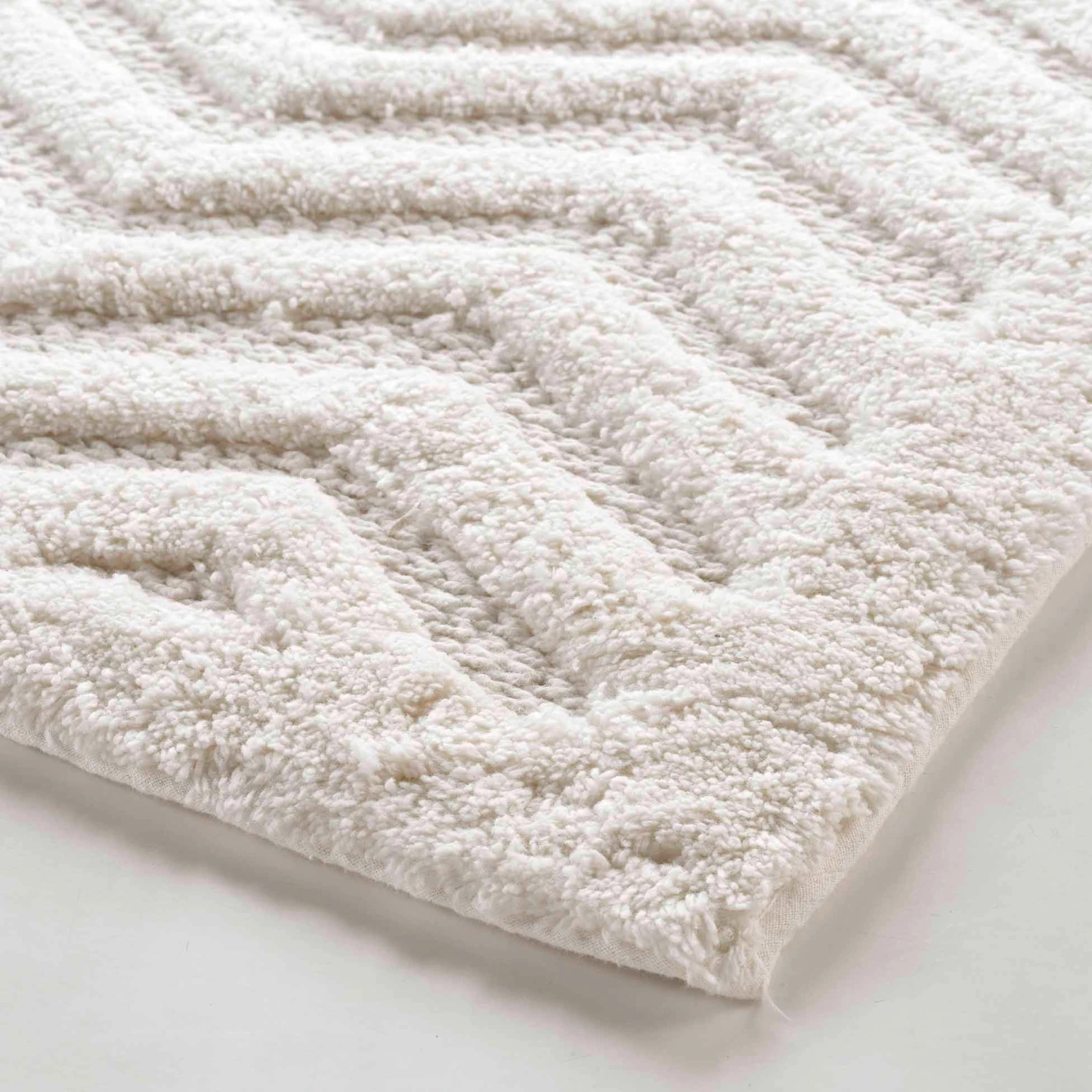 Tapis de bain coton (80 cm) Angelis Blanc Tapis De Bain Coton (80 Cm) Angelis Blanc -Eminza tapis de bain 50 x 80 cm coton jacquard tufte angelis 130622 1690443294