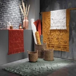 Tapis Coton (170 Cm) Cilaos Jaune Safran -Eminza tapis rectangle a franges 120 x 170 cm coton jacquard cilaos safran 114803 1643021049